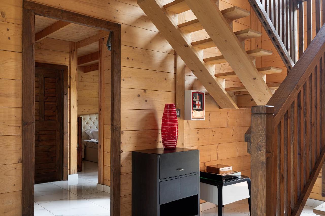 The Pine Loft Villa Bengaluru Kültér fotó